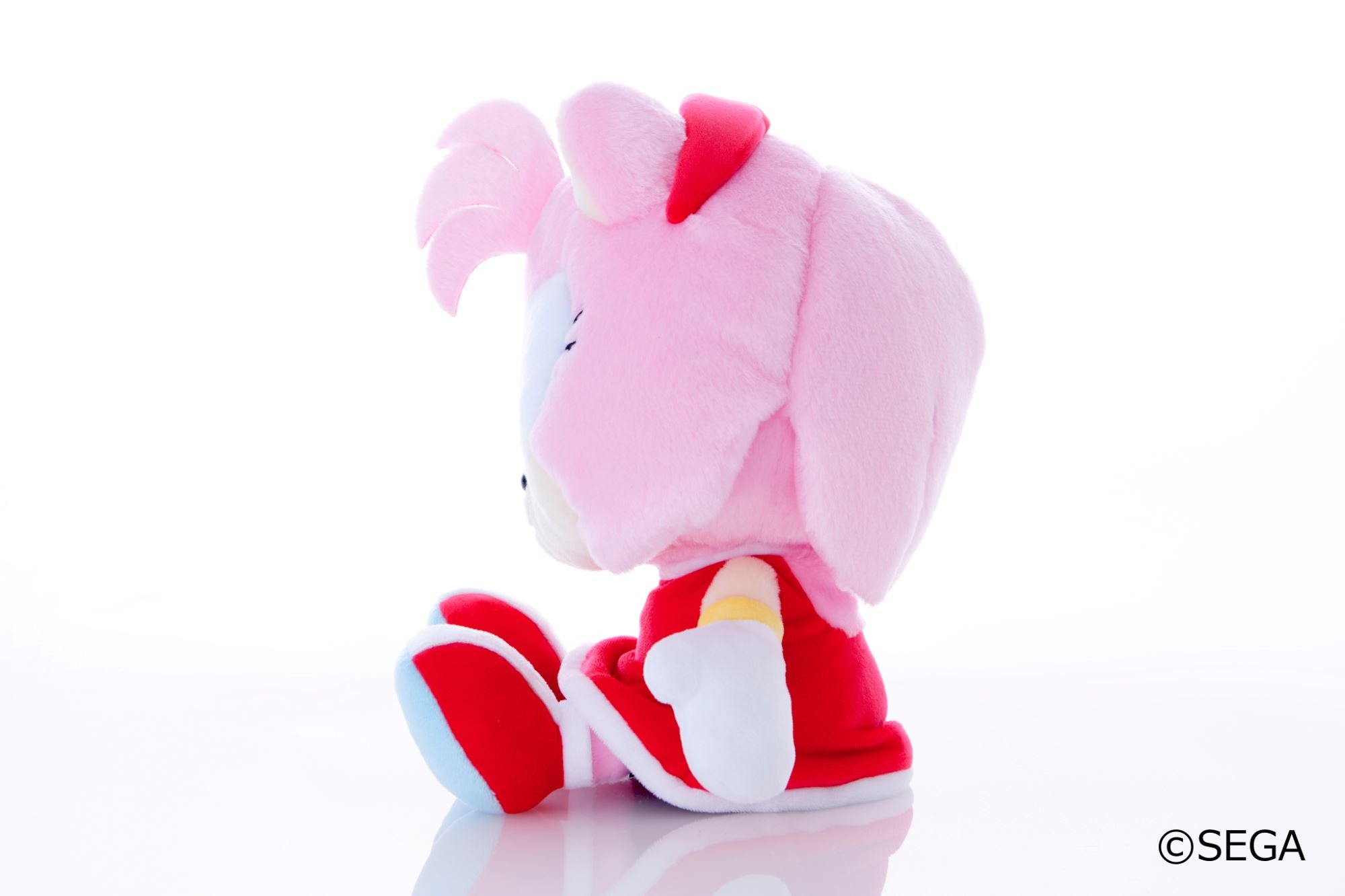 SONIC & FRIENDS ぬいぐるみM エミー｜セガ フェイブ トイ製品情報公式