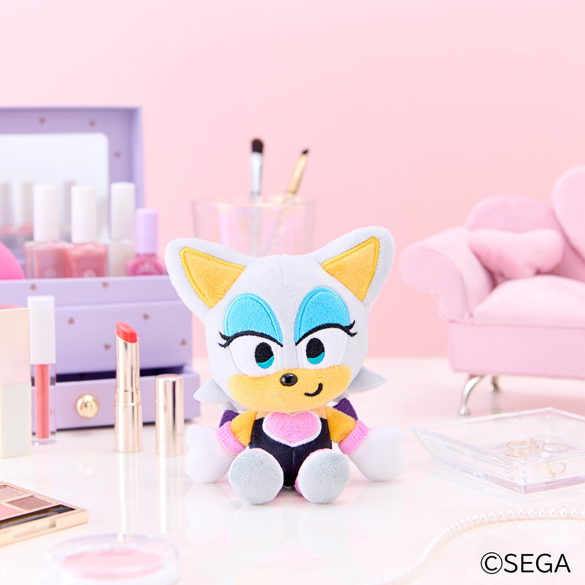 SONIC ＆ FRIENDS マスコット ルージュ｜セガ フェイブ トイ製品情報公式